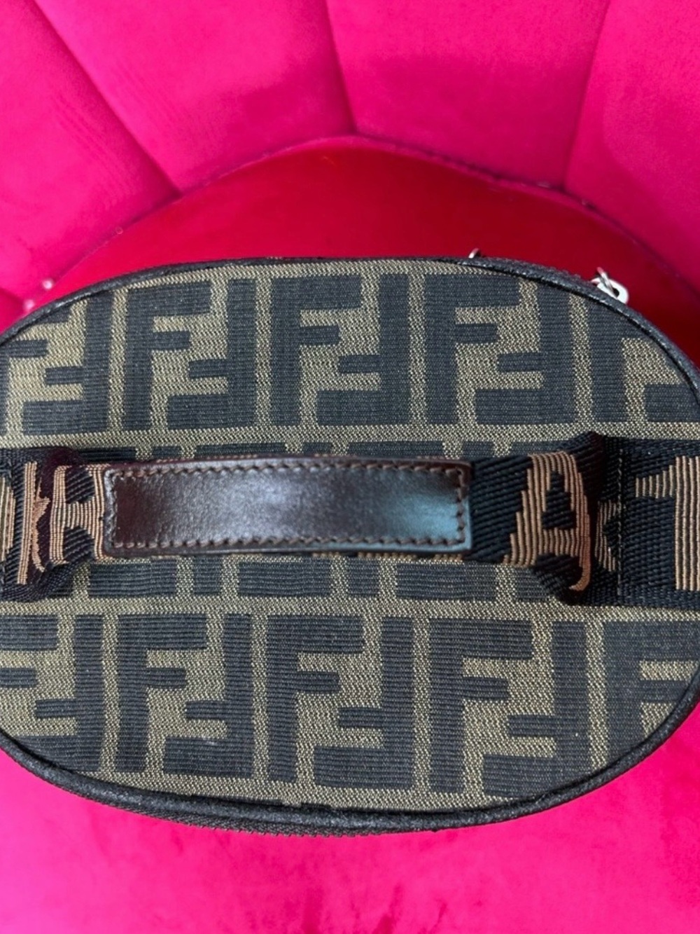 AUTHENTIC Fendi Zucca Print Travel/Cosmetic Bag - Picture 4 of 10